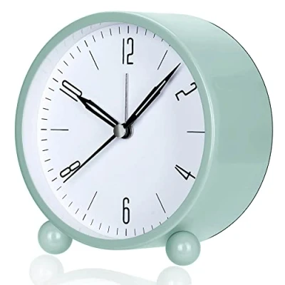 Image de YouJabz Réveil super silencieux sans tic tac avec veilleuse, fonctionne à piles, design simple, pour chambre, table de chevet, bureau, rentrée scolaire, cadeau d&#039;étudiant