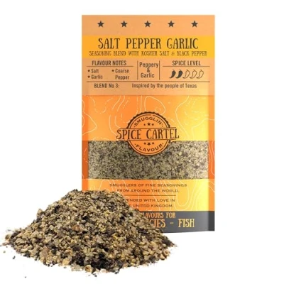 Image de Mélange d&#039;épices sel, poivre et ail Spice Cartel. Indispensable pour assaisonner relever les viandes rouges blanches. Sachet refermable de 100 g. Assaisonne plus 3 kg protéines. ar