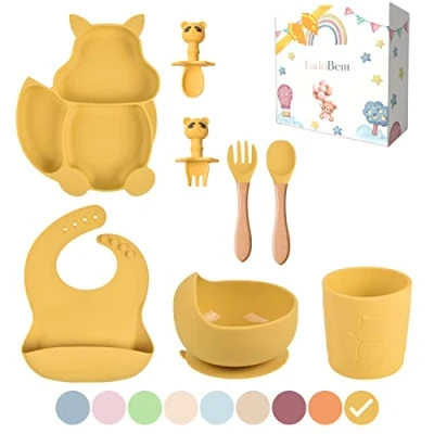 Image de TudoBem Coffret Repas Bebe Silicone [8 Pièces], Assiette Ventouse pour Bébé + Bavoir Ajustable Bol Antidérapant Cuillere/Fourchette 1er âge et 2ème Age Verre, Cadeau Naissance (Jaune)