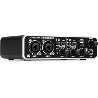Image de Behringer UMC202Hd Interface Audio Numérique USB 2 Entrées et Sorties Audiophile, 24 Bit/192 Khz avec Préamplis Micro Conçu par Midas