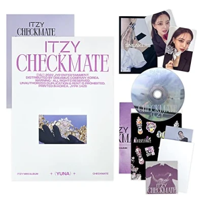 Image de ITZY [CHECKMATE](STANDARD EDITION YUNA Ver.) Photobook + Photocard CD R Mini Folding Poster Lyric Paper Sticker Postcard Set Special Card 2 Badges 4 Extra Photocards