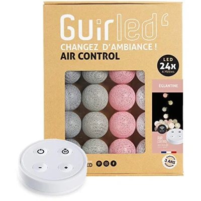 Image de GuirLED Guirlande lumineuse boules coton LED USB Télécommande sans fil Chargeur double 2A inclus 4 intensités 24 2.4m Églantine