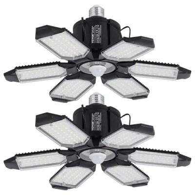 Image de VEVOR Lampes de Garage LED, Lot 2, Plafonnier d&#039;Atelier Déformable, 15000 lm, 6500 K, Détecteur Mouvement, 6 Ampoules, Éclairage Super Lumineux à Visser E26/E27 pour Garage, Sous sol, Entrepôt