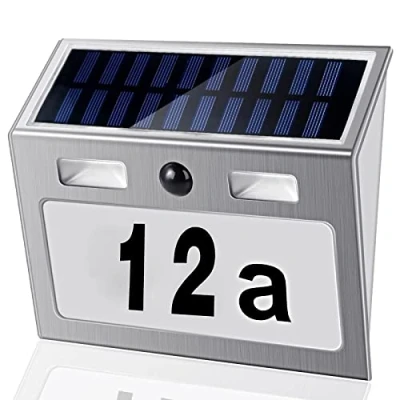 Image de numéro de maison solaire éclairé avec détecteur mouvement à l&#039;extérieur, acier inoxydable, interrupteur crépusculaire étanche, 7 LED chiffres et lettres