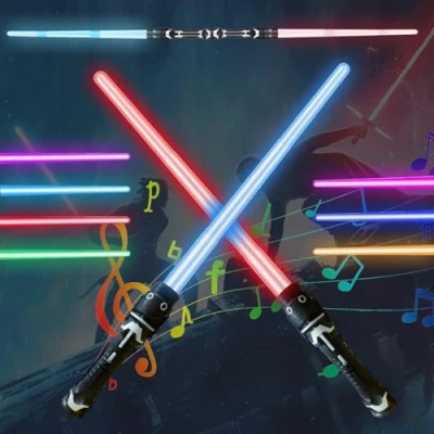 Image de SFSSHUI 2 Pièces Sabre Laser,Epées Laser Télescopiques,Sabre pour Enfants,7 Couleurs Lumineux avec Effets Sonores,Jouets Cadeaux Et Cosplay Enfants à Partir De 3 Ans