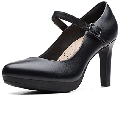 Image de Clarks Femme Ambyr Shine Pompe, Cuir Noir, 40 EU