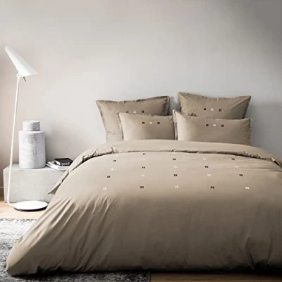 Image de MATT &amp; ROSE Housse de Couette Brodée 220x240 cm DRAGÉES DÉLICES à Motif Brodé 100% Percale Coton Bio GOTS 71 Fils/cm² Oeko TEX Taupe