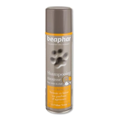 Image de BEAPHAR Shampoing mousse sans rinçage à l&#039;Aloe Vera pour chien et chat Nettoie, nourrit, protège parfume le poil aux agrumes Pratique facile utiliser Flacon 250 ml