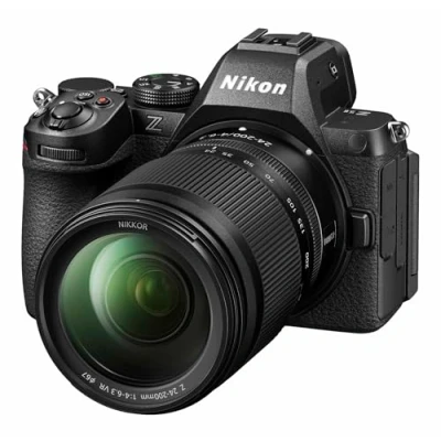 Image de NIKON Z5 II + Z 24 200mm f/4 6.3 S Neuf