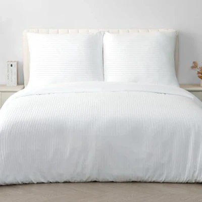 Image de Good Nite Parure de lit en Microfibre à Rayures 240 x 220 cm et 2 taies d&#039;oreiller 80 avec Fermeture éclair (Blanc, + 2)
