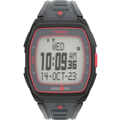 Image de Timex Montre mixte IRONMAN T300 42 mm Bracelet en silicone noir, cadran digital, boitier noir TW5M62600