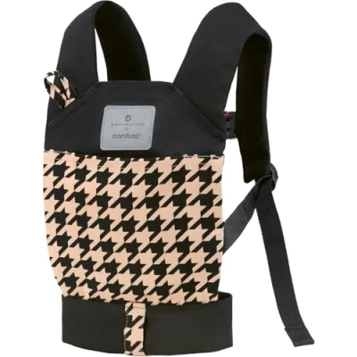 Image de manduca Porte poupée &gt; Doll Carrier &lt; pour Poupées et Peluches, Coton Bio, Convient aux Jeunes Enfants à partir de 18 Mois PepitaBlack