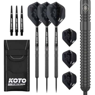 Image de fléchettes KOTO Sting Noir PVD 90%, Manche en Anneau Solide, poignée texturée, Usage Professionnel, Comprend des KOTO, flèches et Un étui à