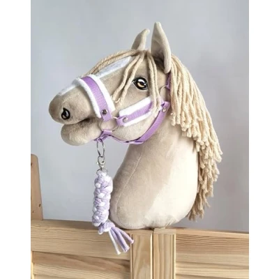 Image de Ensemble Hobby Horse : Licol A3 avec Fourrure Blanche + Attache en Ficelle. L&#039;ensemble ne Comprend Pas Les Chevaux.