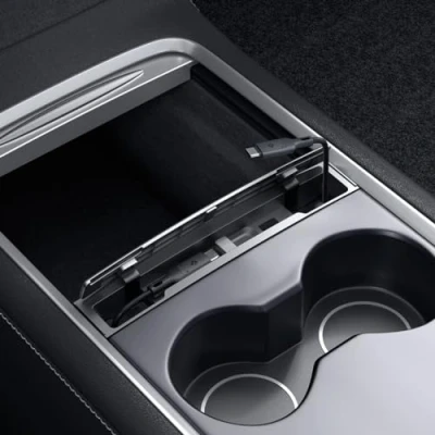 Image de Station d&#039;organisation de câbles Spigen conçue pour Les Accessoires Tesla Model 3 2021 2023 et Y