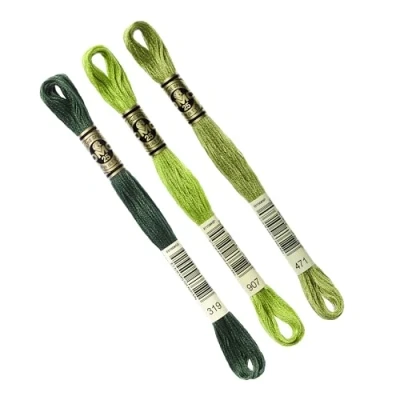 Image de DMC Lot de 3 échevettes assortiment VERT col. 319 907 471, Fil à broder Mouliné 117MC, 100% coton S&#039;adapte toutes techniques et tous supports, idéal point croix