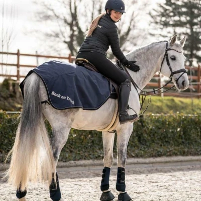 Image de Back on Track Couverture Rein Sammy Bleu 135 cm