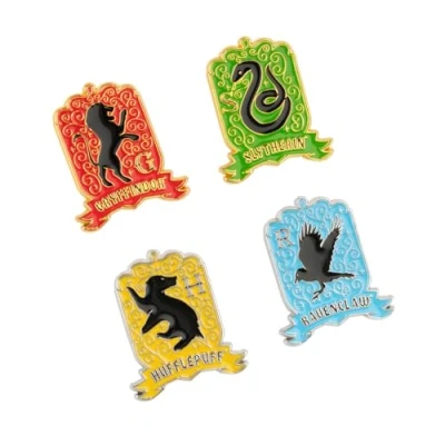 Image de Grupo Erik Pack de 4 Pins Harry Potter Goodies Gryffondor, Serdaigle, Serpentard, Poufsouffle
