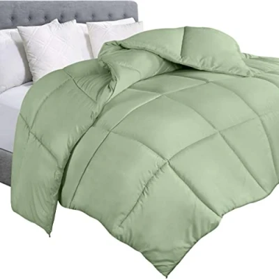 Image de Utopia Bedding Insert de Couette Alternative matelassée avec languettes d&#039;angle, Couture Finition en carré, Grand lit, Vert Sauge