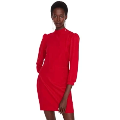 Image de Trendyol Robe liante à col Rouge décontractée, 44 Femme