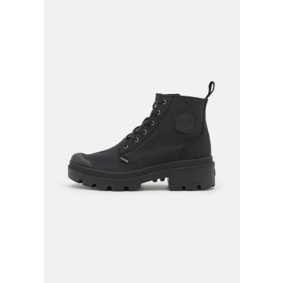 Image de PALLADIUM PL BASE TWILL Baskets Femme Noir
