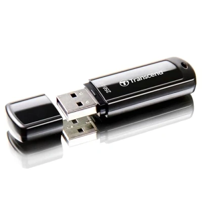 Image de Transcend Clé USB JetFlash 700 3.1 Gen 1 Noir 256Go TS256GJF700