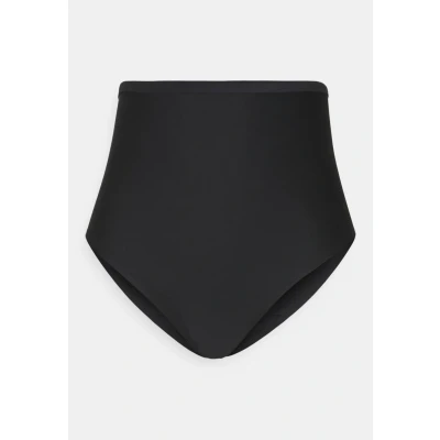Image de TRIUMPH string taille haute sculptant True Shape Smart