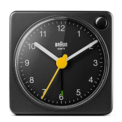 Image de Braun Réveil analogique de Voyage Classique avec Fonction Snooze et lumière, Taille compacte, Mouvement à Quartz Silencieux, bip l’Alarme en Crescendo, Noir, modèle BC02XB.
