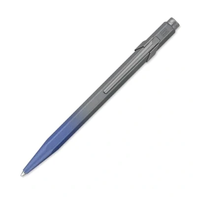 Image de Caran d&#039;Ache Stylo à bille 849™ Claim Your Style Bleu tempête Édition spéciale NM0849.589