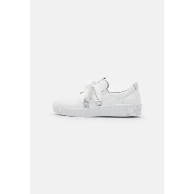 Image de Gabor Baskets basses, Femme, Taille: 36, Weiss/silber Cuir
