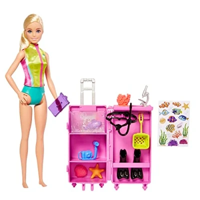 Image de Barbie Coffret Plongeuse, poupée Blonde et Laboratoire Mobile, Plus de 10 Accessoires, avec Valise Qui s’ouvre pour Ranger Voyager, Jouet Enfant, Dès 3 Ans, HMH26