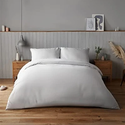 Image de Silentnight Parure de lit avec Housse Couette Super Douce et Confortable, Facile d&#039;entretien, pour Simple (135 cm x 200 cm) + 1 taie d&#039;oreiller Assortie, Blanc Gris