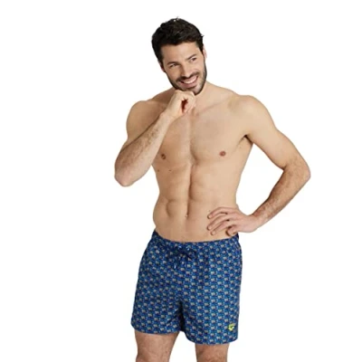 Image de arena Short de Bain pour Homme Fundamentals Allover, en Tissu Recyclé à Séchage Rapide, avec Poches Latérales et Slip Intérieur Filet