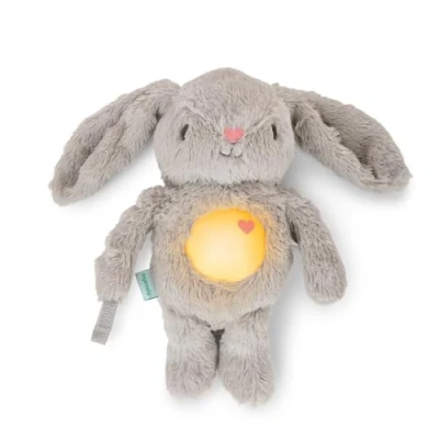 Image de INGENUITY Veilleuse bébé, Doudou lapin, peluche Sylvie, réponds au pleurs de musicale, lumineuse, bruits blanc, et attache tét