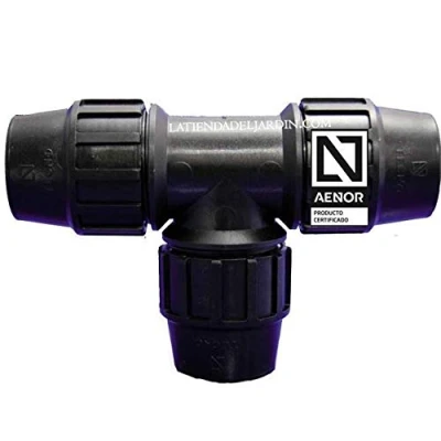 Image de Suinga TE Igual Polystyrène 25 mm. Produit certifié AENOR utilisé dans les tuyaux PE mm 3/4 pour usage plomberie, irrigation et chantier.