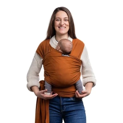Image de CuddleBug Écharpe de Portage Facile à Enfiler Porte Bébé Naissance Multifonctionnel Pour les Bébés Jusqu’à 16 Kg Sling Mains Libres Couverture (Brun/Brown)