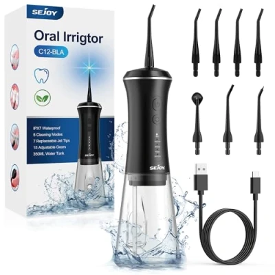 Image de Sejoy Jet Dentaire Hydropulseur et Irrigateurs Oral avec 5 Modes 14 Pression d&#039;eau 7 Embouts Remplaçables, Portable Rechargeable Étanche IPX7, Réservoir 350ML (Noir)