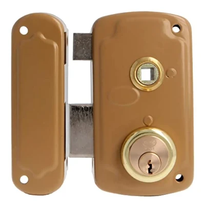Image de Amig Serrure de suralimentation gauche avec levier fermeture, langue et poignée pour portes en bois Mod. 75UN 66 x 120 mm Cylindre rond sécurité Acier doré