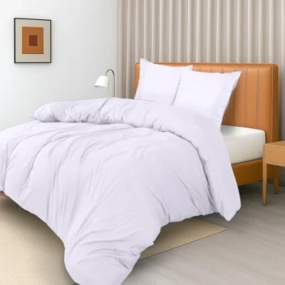 Image de Utopia Bedding Housse de Couette 200x200 cm avec 2 Taies d&#039;oreiller à Ourlet plissé 80x80 (Blanc) Parure Lit Ensembles en Microfibre Brossée Douce