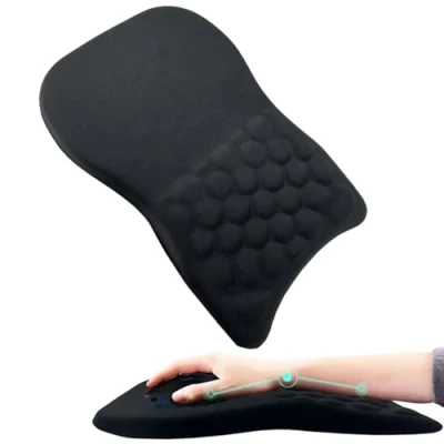 Image de Tapis de souris ergonomique avec repose poignet, design massant, pour soulager les douleurs du canal carpien, mousse à mémoire forme, antidérapant, massage incliné (noir)