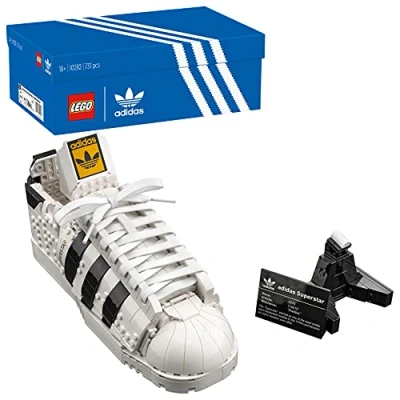 Image de LEGO Adidas Originals Superstar 10282 Building Kit; Build and Display The Iconic Sneaker; New 2021 (731 Pieces)