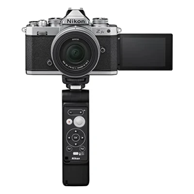 Image de NIKON VLOGGER KIT Z fc + NIKKOR DX 16 50 mm VR Série Limitée mini trépied SmallRig micro Sennheiser télécommande ML L7 (20,9 MP, 4K/30p, rafale 11 i/s, écran tactile orientable)