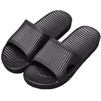 Image de APIKA Pantoufles Antidérapantes pour Femmes Et Hommes Usage Intérieur Extérieur Bain Sandal Soft Foam Sole Chaussures De Piscine Maison Accueil Slide(Noir,44/45 EU)