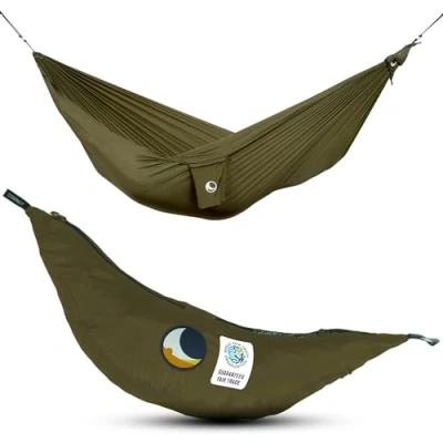 Image de Ticket to the Moon Fair Trade &amp; Artisanal Compact Hamac Vert Militaire pour Voyages, Camping, Jardin, Maison, 3.2 * 1.55m, 480g, Durable Nylon en Soie De Parachute, Installation &lt; 1min