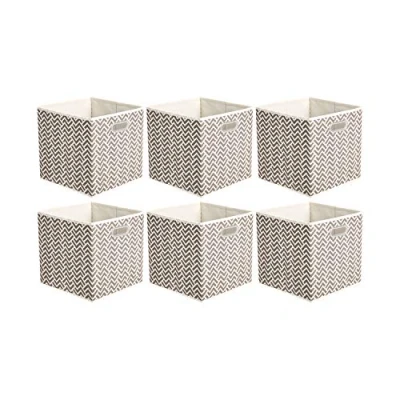 Image de Amazon Basics Lot de 6 cubes rangement pliables en tissu, œillets ovales, 26,7 x 28 cm, Chevrons Taupe