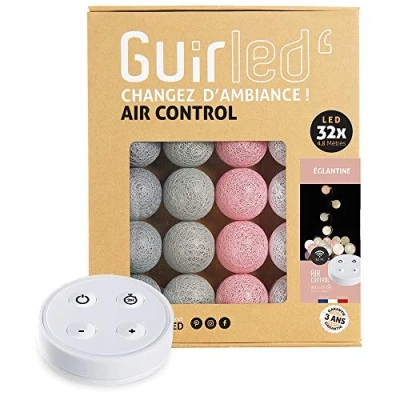 Image de GuirLED Guirlande lumineuse boules coton LED USB Télécommande sans fil Veilleuse bébé 2h Adaptateur secteur double 2A inclus 4 intensités 32 3.2m Églantine