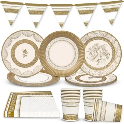 Image de Talking Tables Décorations de fête dorées pour 16 personnes, banderoles, assiettes en papier, serviettes jetables, tasses, service table Noël, anniversaire d&#039;or, mariage, thé l&#039;après midi