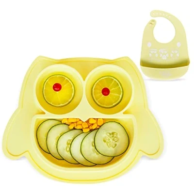 Image de brunoko Assiette ventouse pour bébé avec bavoir anti renversement en silicone set de table vaisselle sûre le lave et micro ondes
