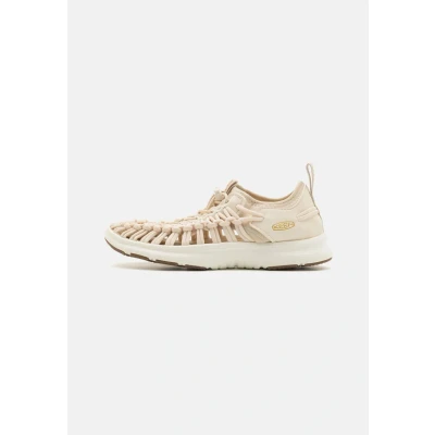 Image de Keen Uneek O3 Baskets basses, Femme, Taille: 37, Off white Textile