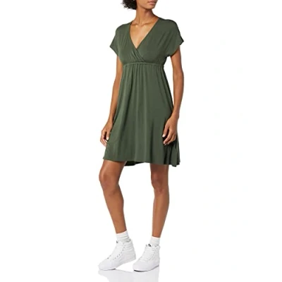 Image de Amazon Essentials Robe Tunique (Grandes Tailles Disponibles) Femme, Vert Olive Foncé, M